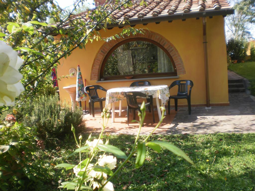 Agriturismo Poggio Al Tesoro Crespina المظهر الخارجي الصورة